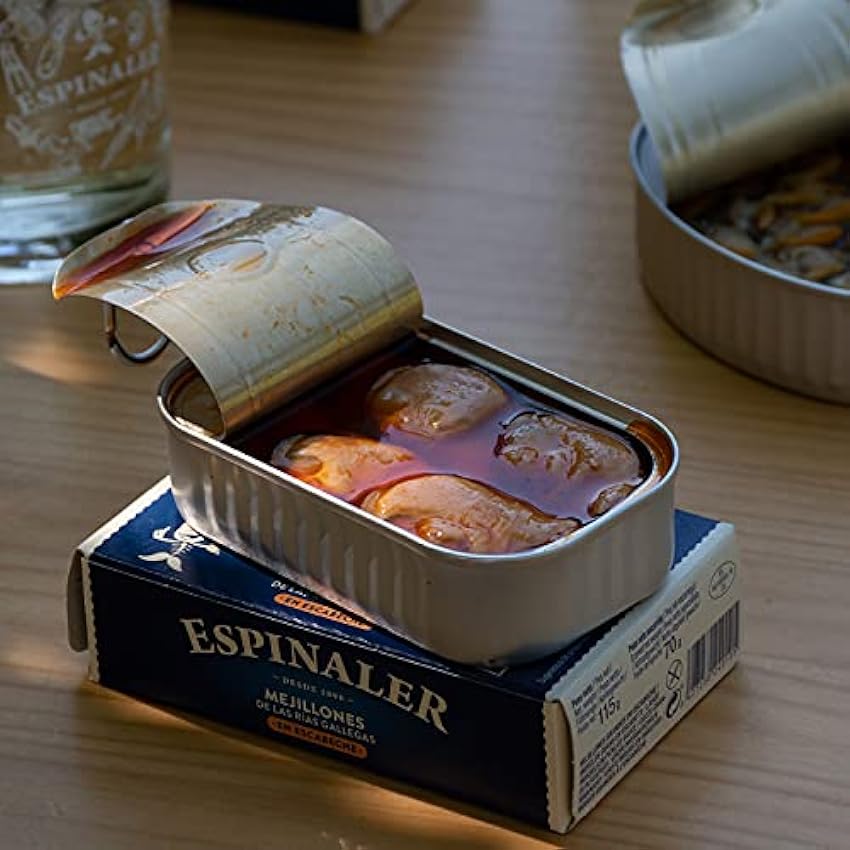Espinaler cesta gourmet aperitivo | Pack regalo con vermut rojo, salsa espinaler y mejillones en caja regalo vintage AICbAIZl